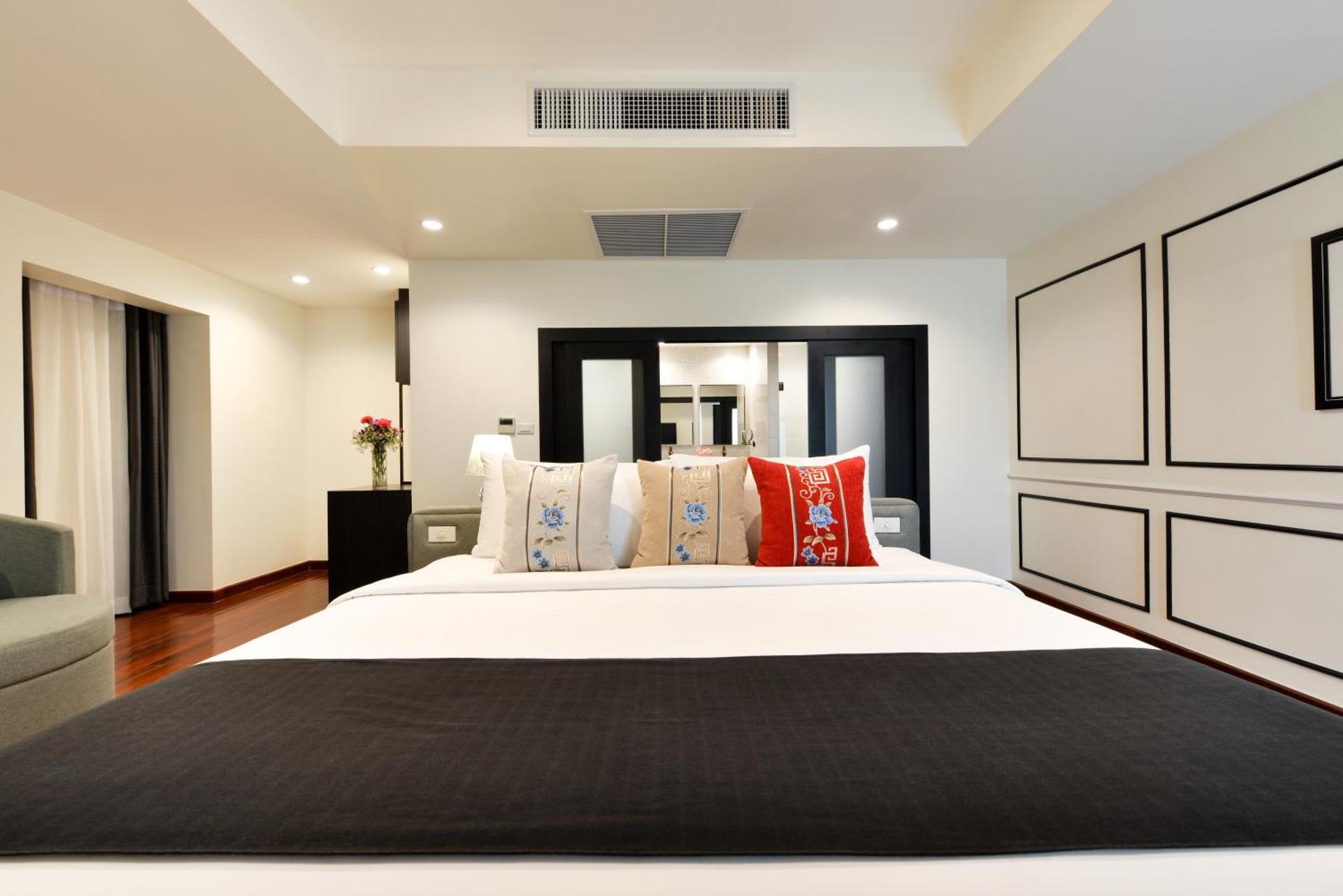 Villa De Pranakorn Бангкок Екстер'єр фото Deluxe Suite